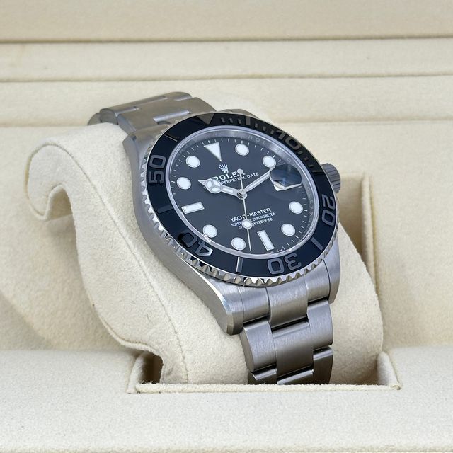 Rolex Yacht-Master 226627 Image 2